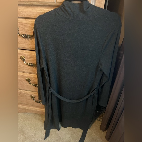 Long sleeve long grey cardigan with belt size small - Picture 2 of 2